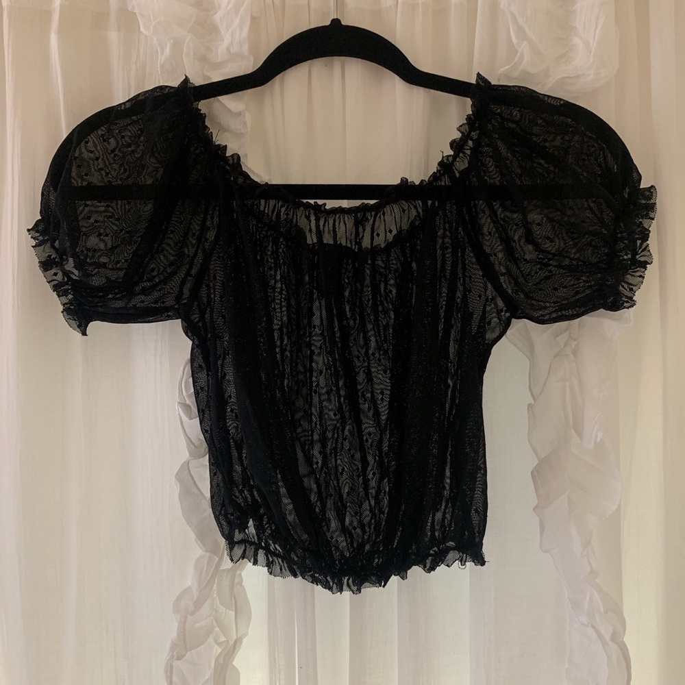 Sheer top 😯🖤 must have!